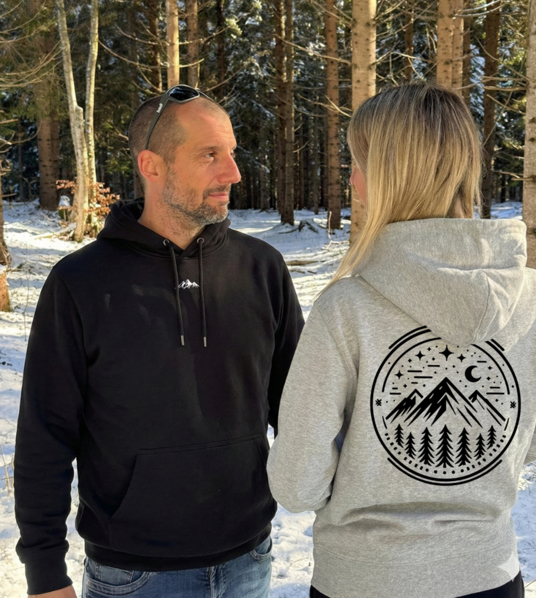 YouTuber und Abenteurer DerSebo testet unsere Hoodies